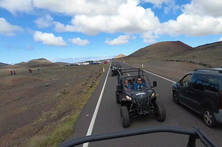 4-seater Mixed 3h Guided Buggy Volcano Tour in Lanzarote