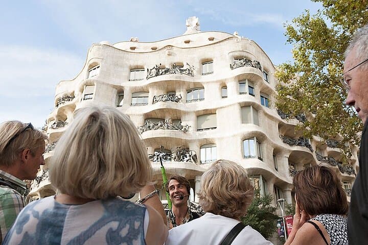 Gaudí Free Tour La Pedrera