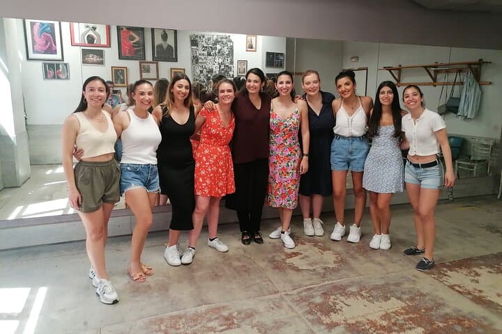 Madrid: Latin Dance and Salsa Class Experience