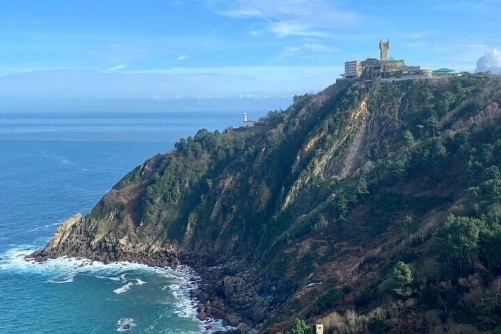 San Sebastian Complete Private Walking City Tour w/ Monte Igeldo