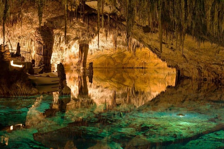 Tour to the Drach Caves from the south of the island