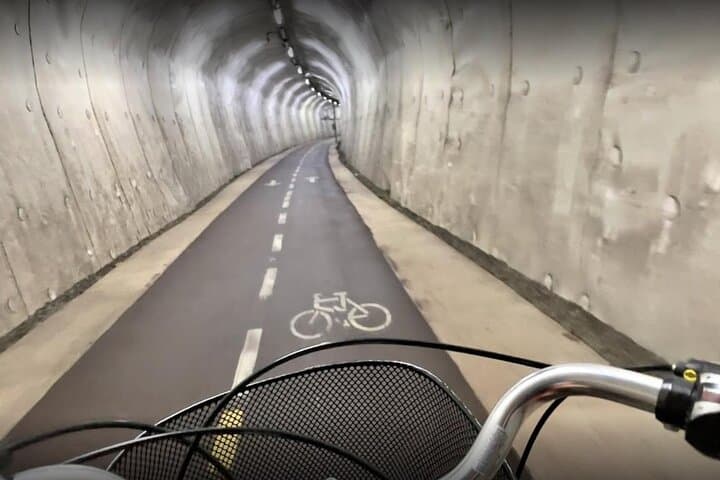 San Sebastian bike tour with FREE pintxo and drink!
