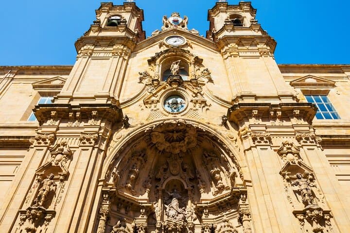 Essentials San Sebastian Private Walking Tour