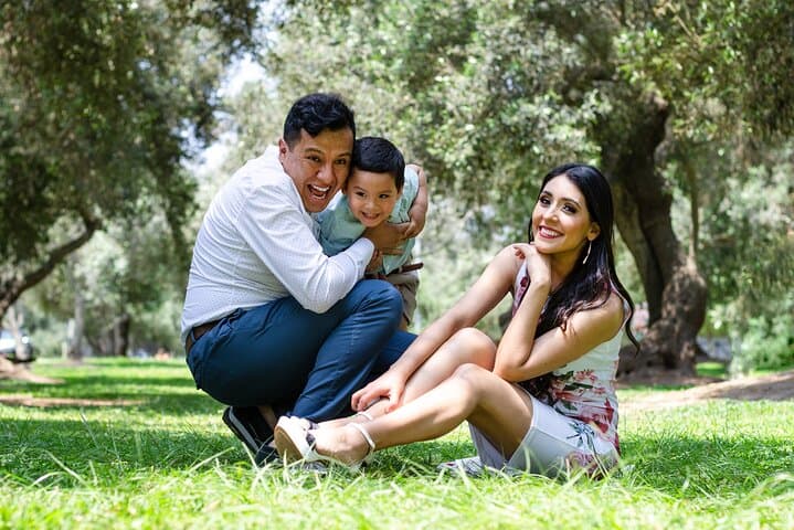 Valencia Family Discovery Private Tour - Squares & Gardens