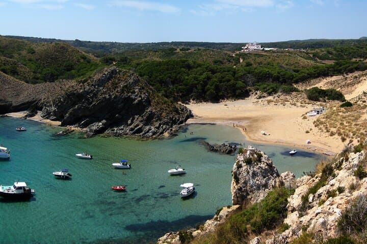 Speedboat excursion through the coves of northern Menorca