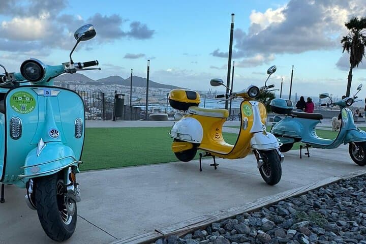 Guided Tour With Electric Moped