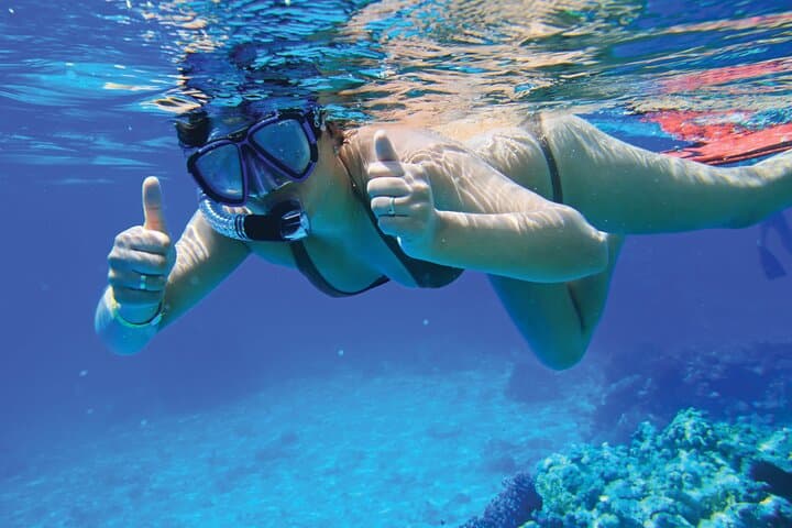 Snorkelling Masks Included