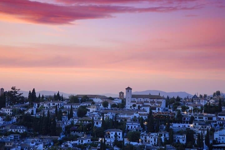 Legends of the Alhambra Tour with Tickets Included