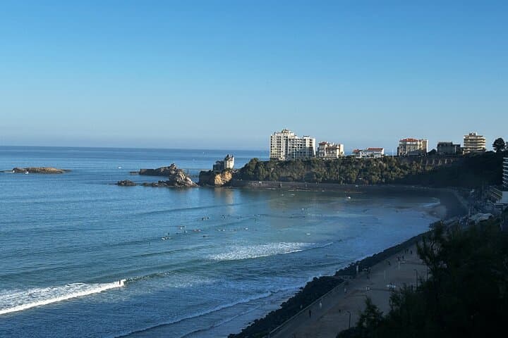 San Sebastián: Transfer to Biarritz