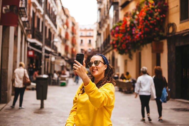 Madrid Walking Tour: Sol, Plaza Mayor, Royal Palace, Gran Via