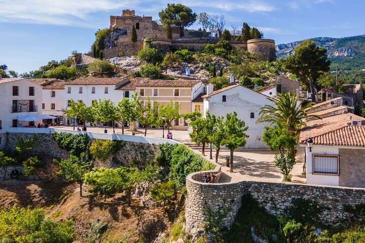 From Alicante/Benidorm: Guadalest & Algar Waterfalls Tour