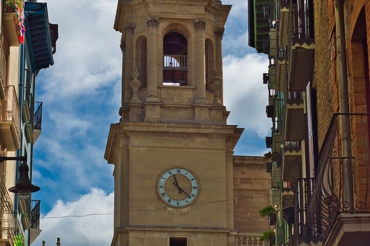 Pamplona Uncovered: Ultimate Legends & Bull Run Walking Tour