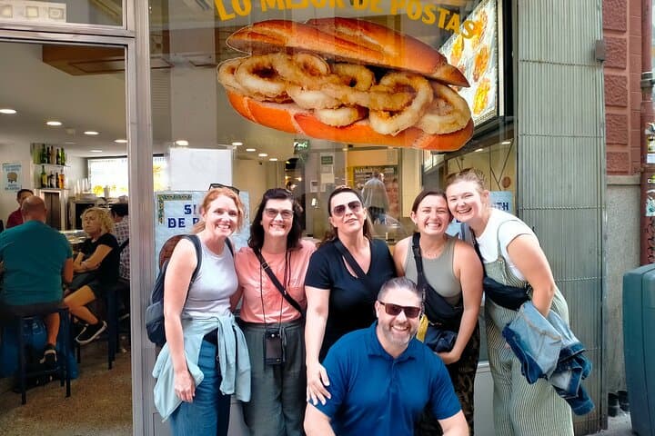 Madrid Local Tapas & History Tour with Dinner