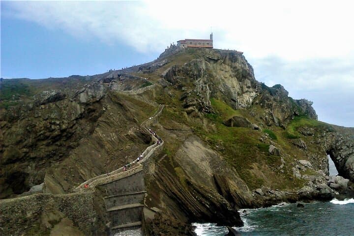 Small Group Guided Half Day Tour Visit to San Juan Gaztelugatxe
