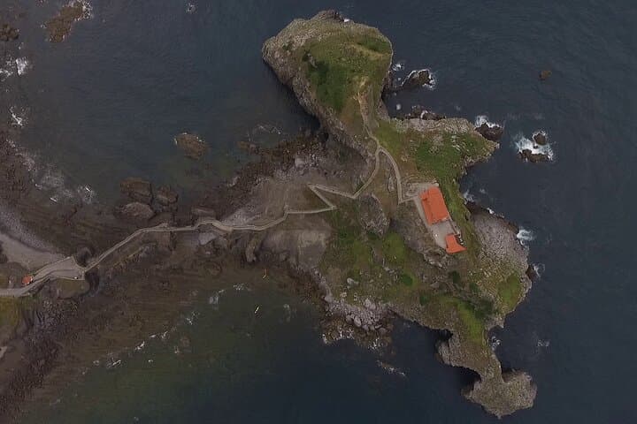 Small Group Guided Half Day Tour Visit to San Juan Gaztelugatxe