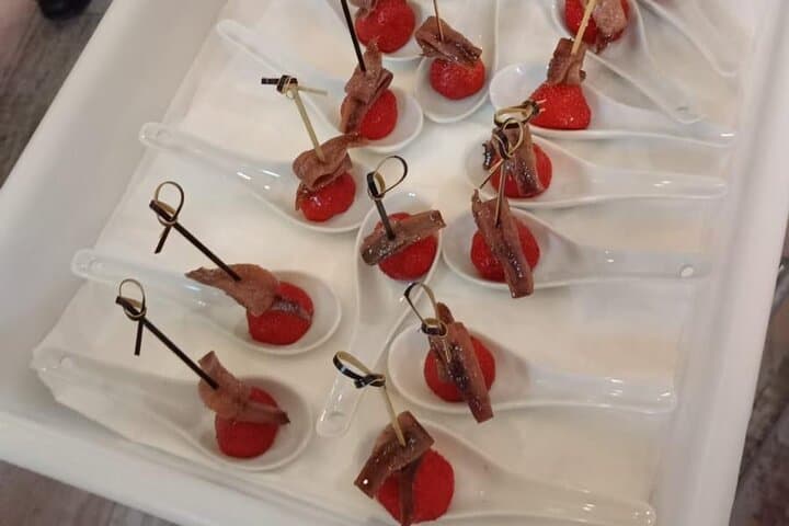 Visit and Gastronomic Experience of the Santoña Anchovy Factory