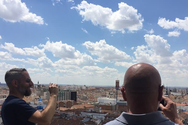 Madrid Historic with an architect : Arabs, Austrias and Bourbons