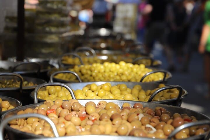 Historic Tour in Pollensa Market and Lluc Monastery