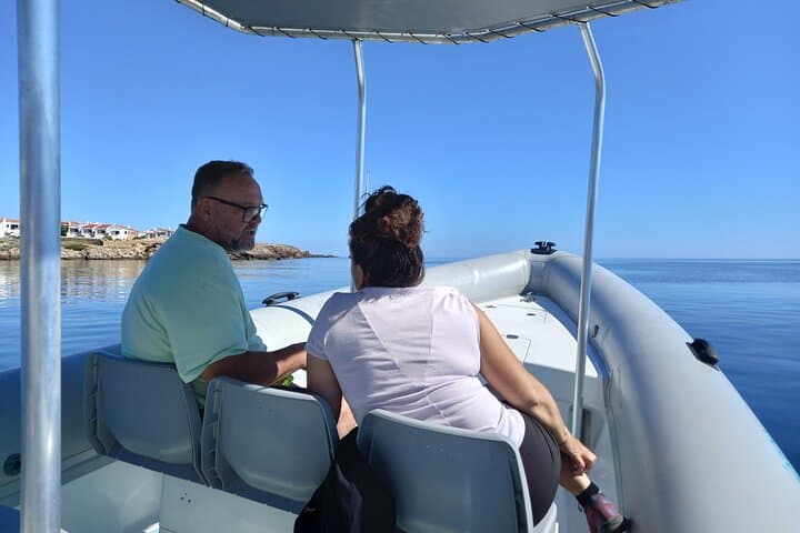 Speedboat excursion through the coves of northern Menorca