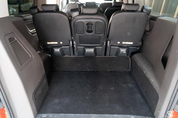 Private Taxi transfer from Barcelona Cruise port to Airport