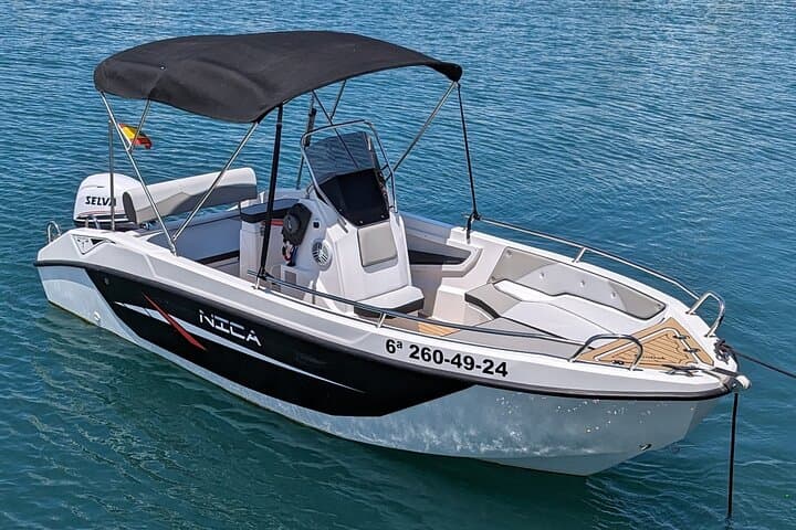 Boat rental without license B580 'Nica' (6p) - Can Pastilla