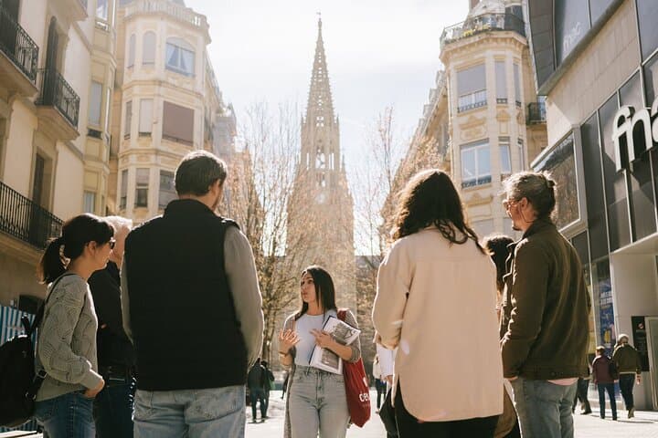 San Sebastian Centro Neighborhood Pintxos & Wine Tour