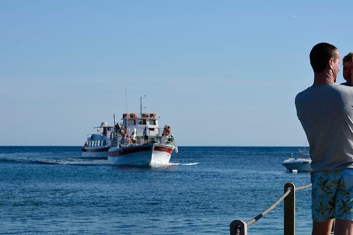 Cala Pada Ferry
