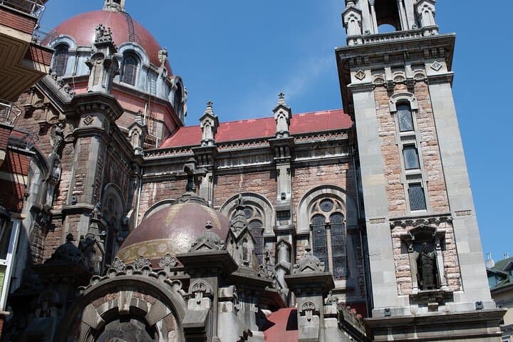 Discover Oviedo - Medieval Charm, Cathedral & Cider Traditions