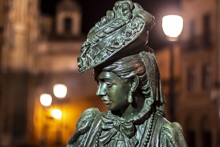 Discover Oviedo - Medieval Charm, Cathedral & Cider Traditions