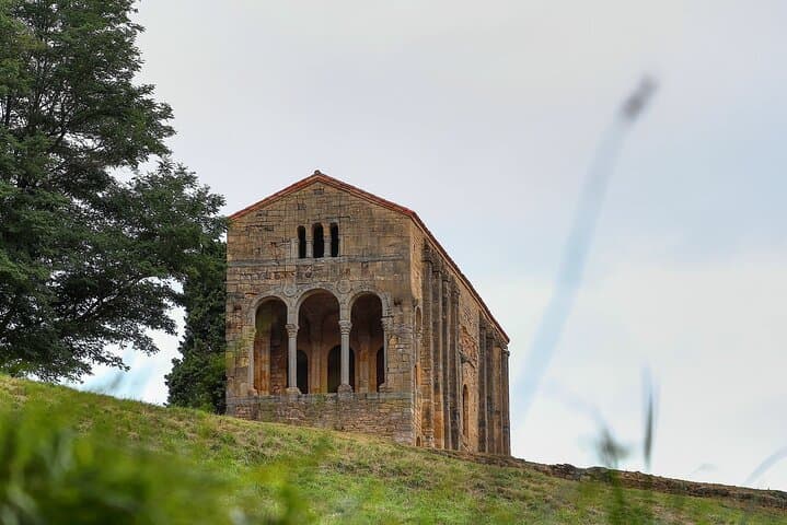 Discover Oviedo - Medieval Charm, Cathedral & Cider Traditions