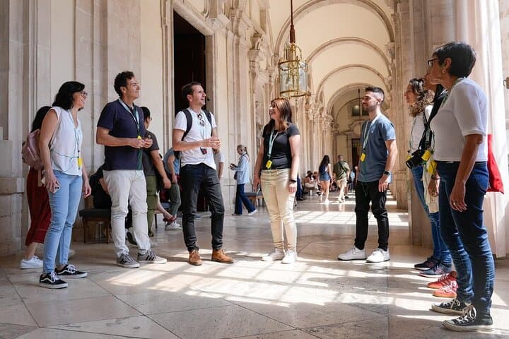 Madrid Private Tour: Royal Palace, Prado & Literary Quarter