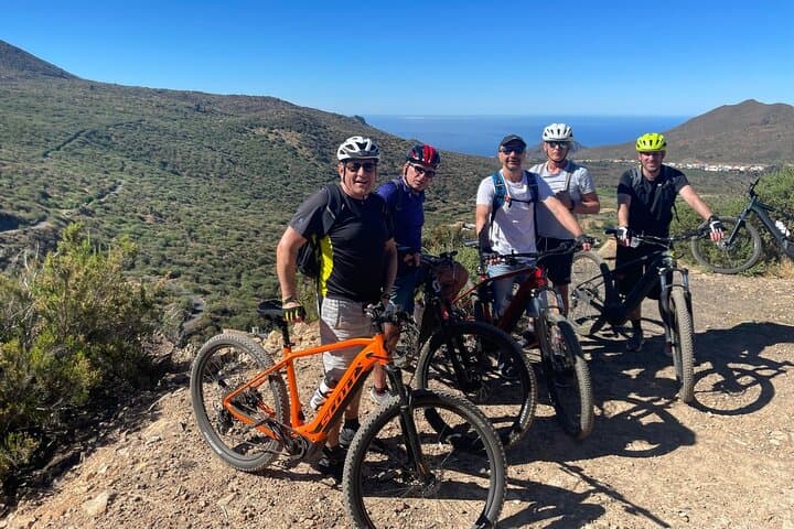 E-bike Ride at Chinyero Natural Reserve - on premium bikes