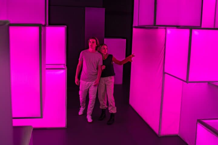 IKONO Barcelona: Immersive Experience