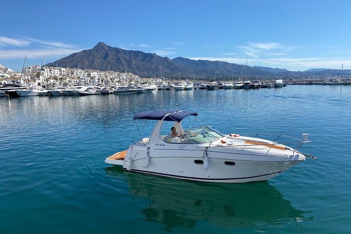 MARLO YATCH 8m 7 pax - Private Tour with Pattern. Puerto Banus
