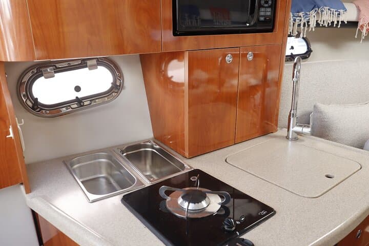 MARLO YATCH 8m 7 pax - Private Tour with Pattern. Puerto Banus