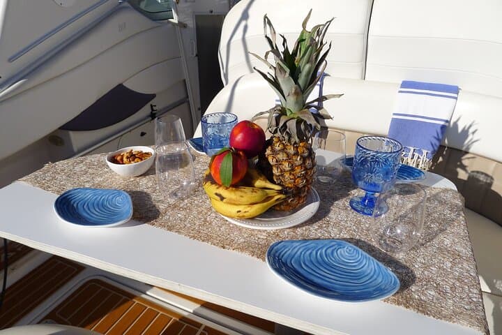 MARLO YATCH 8m 7 pax - Private Tour with Pattern. Puerto Banus