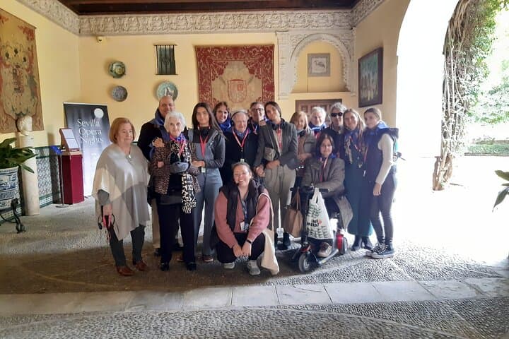 Las Dueñas Palace Guided Tour in Seville with Entrance Included
