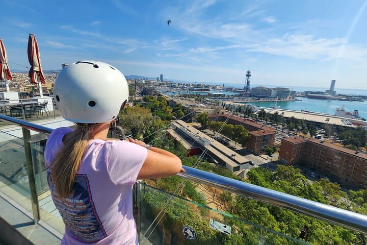 Barcelona: E-Scooter or Bike Tour with Local Guide