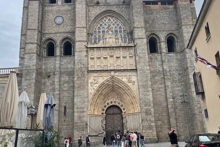 Avila and Segovia Private Minivan Tour from Madrid