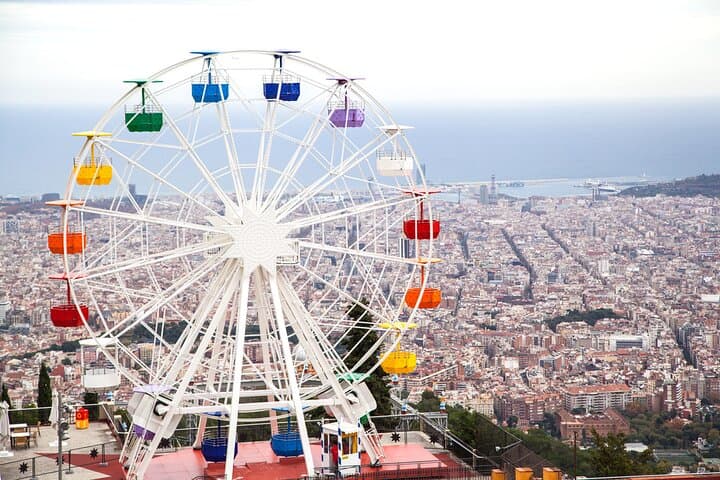 3 Days Exploring Barcelona with Hotel Stay & All Transfers