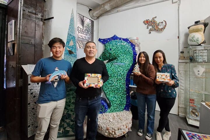 Offer: Be Gaudí mosaic class Barcelona for families (max 4 pax)