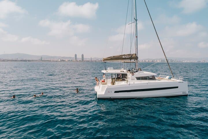 Luxury catamaran for private experiences in Barcelona