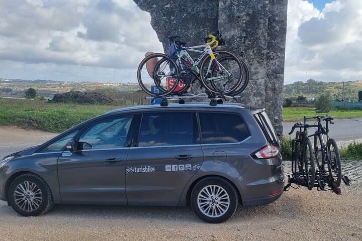 Taxi Bikes transporting Bicycles and Cyclists from Santiago to Porto