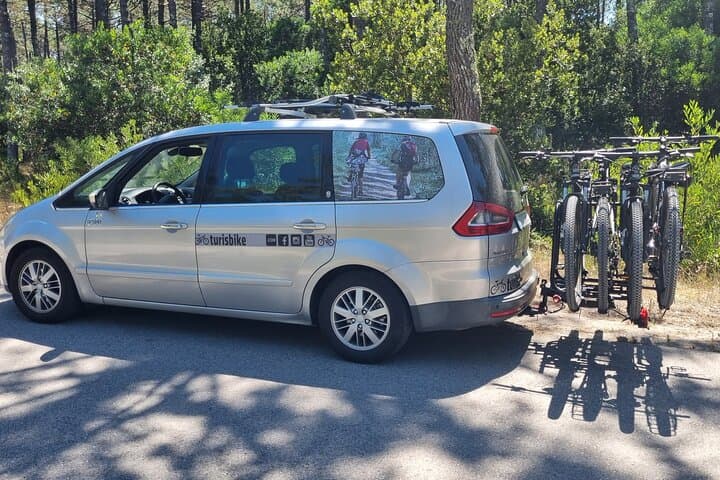 Taxi Bikes transporting Bicycles and Cyclists from Santiago to Porto