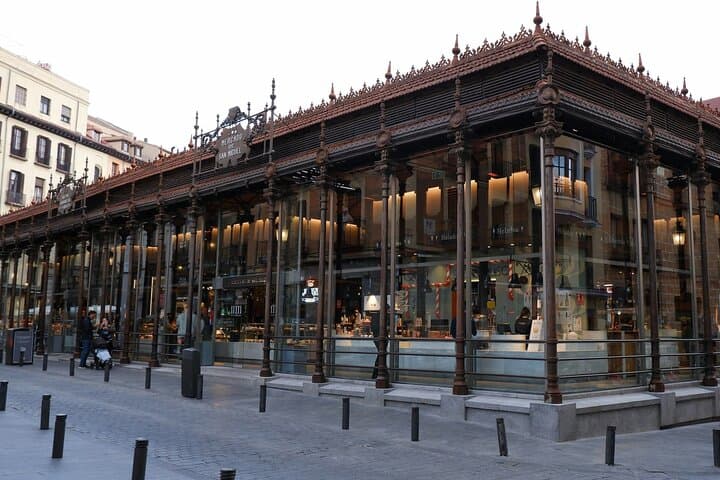 Madrid Interactive City Tour