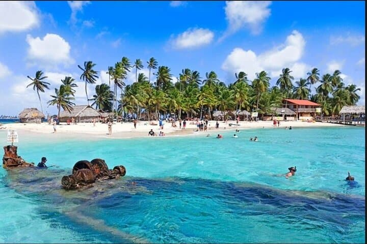Dog Island: Snorkeling in San Blas and Typical Lunch