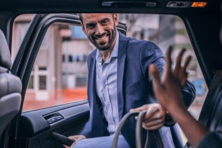 Private Shuttle Service Madrid Barajas-Adolfo Suárez Airport