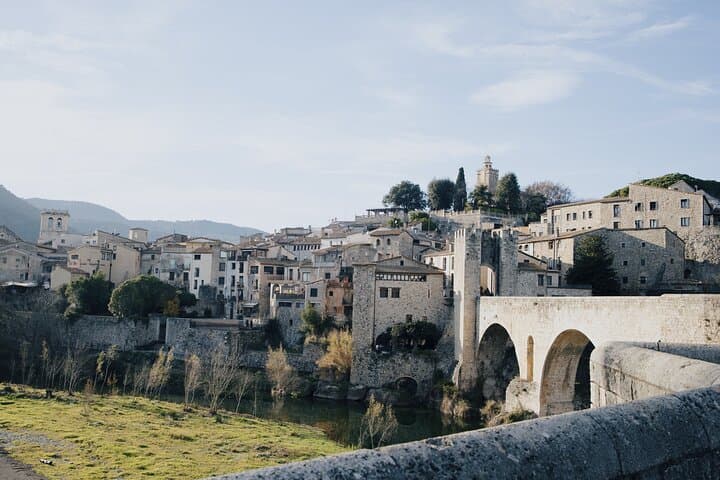 Rupit, Besalú and other medieval towns from Barcelona
