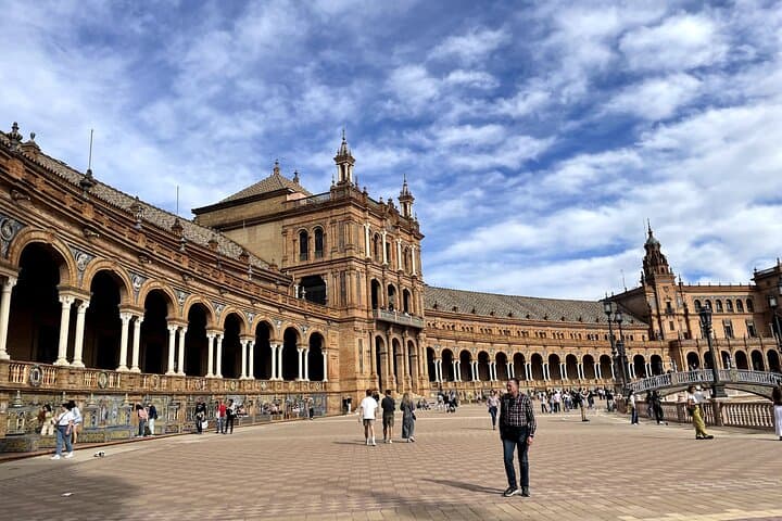 Essential Seville's Ancient History: An Audio Tour