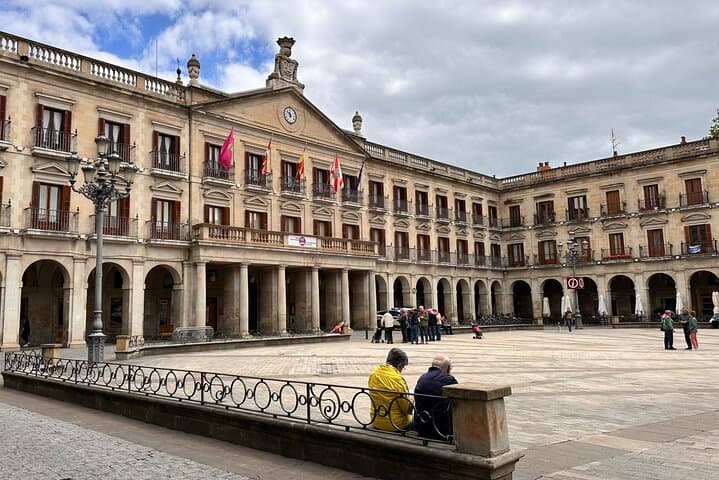 Vitoria-Gasteiz Self-Guided City Walking Tour & Scavenger Hunt